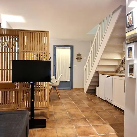 La Camargue Mit Pool *