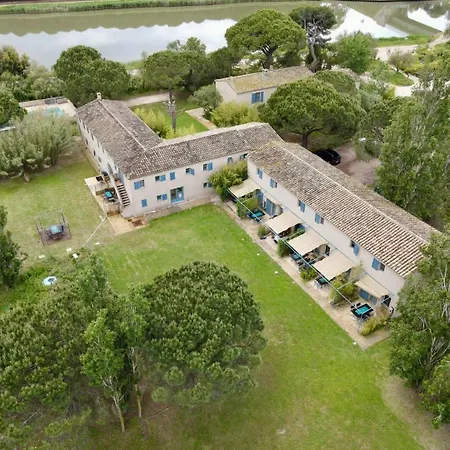 La Camargue Mit Pool Holiday home *