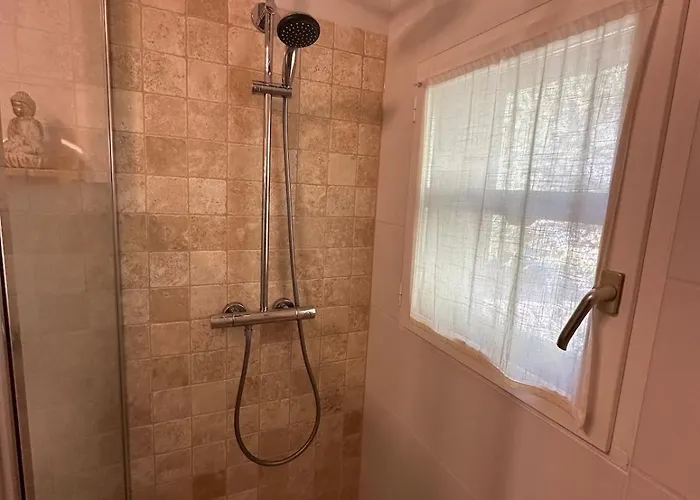 La Camargue Mit Pool *